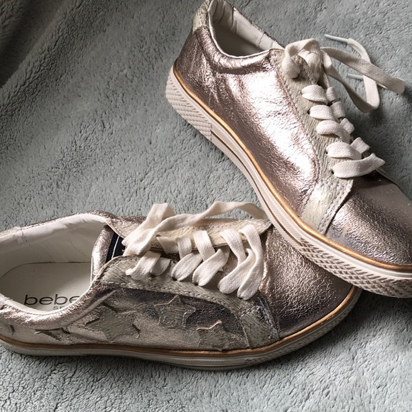 Sneakers - Picture 1 of 4